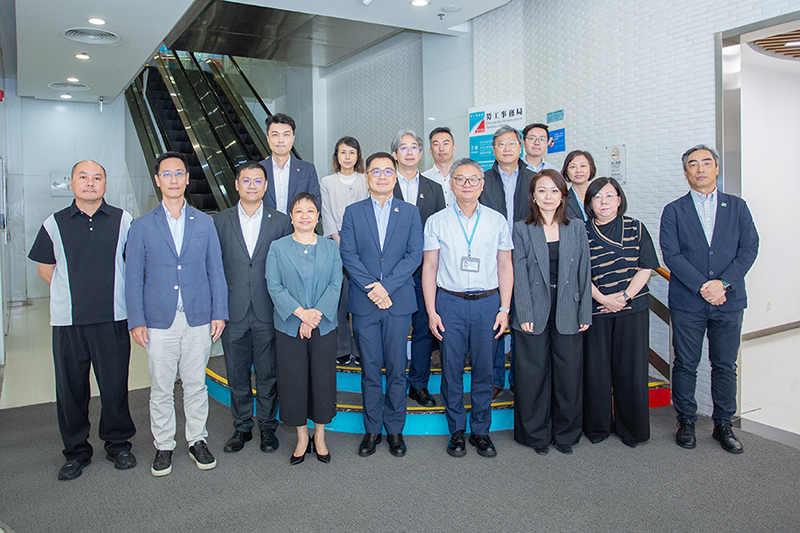 231771816684650812.jpg S7.(第3部)六會_拜訪勞工事務局.jpg